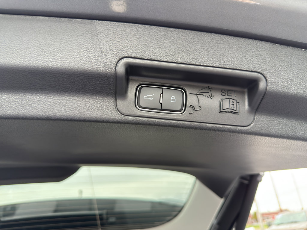 New 2026 Ford Explorer Platinum w/ LUX Leather Package image 30