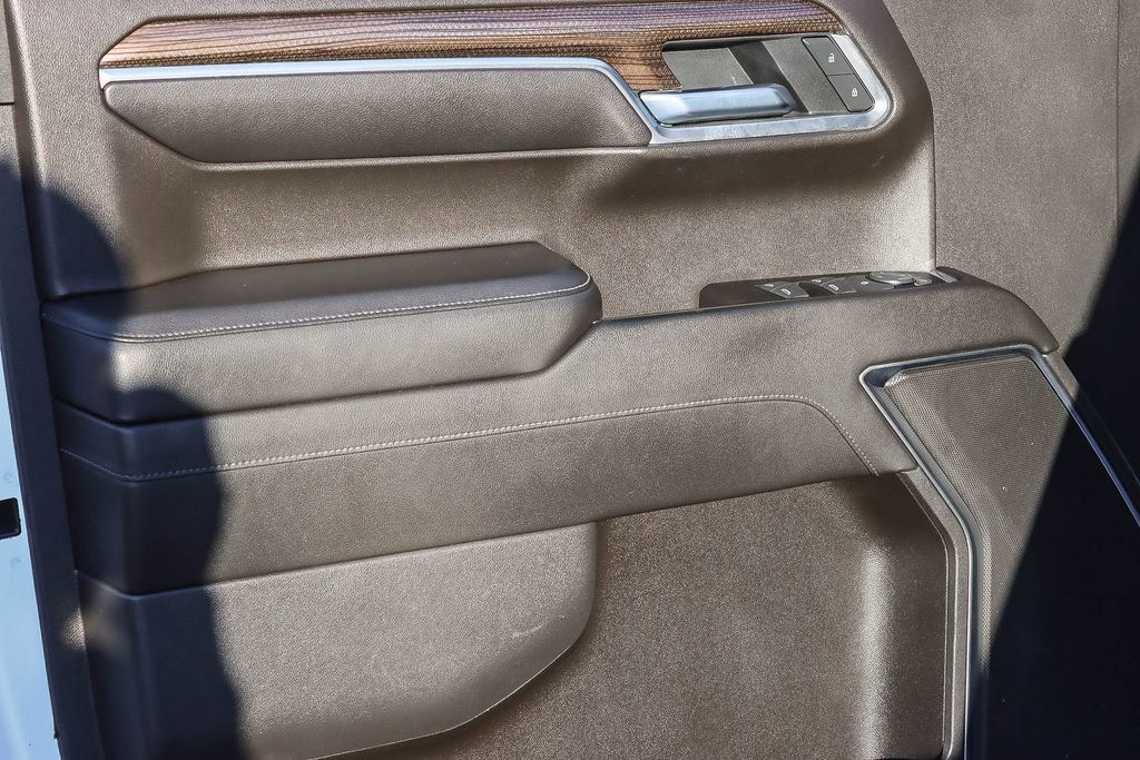 Used 2022 Chevrolet Silverado 1500 LT image 40