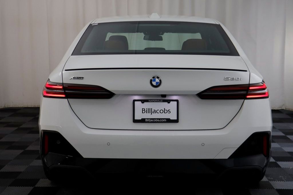 New 2026 BMW 530i xDrive w/ M Sport Package image 16