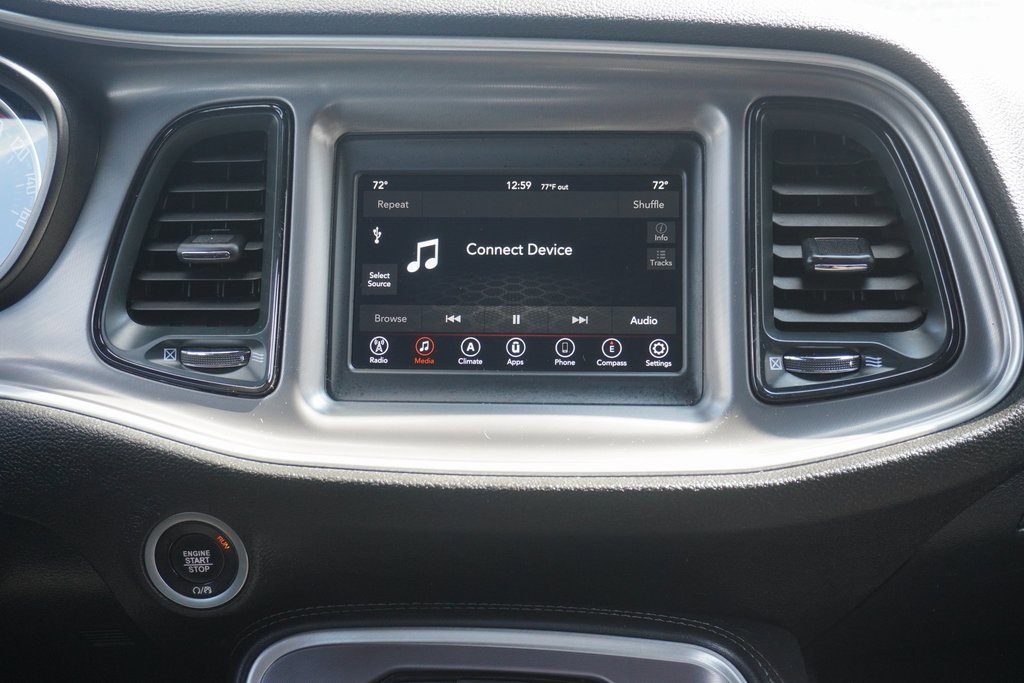 Used 2022 Dodge Challenger SXT image 18