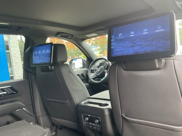 New 2026 Chevrolet Suburban High Country AWD/4WD image 11