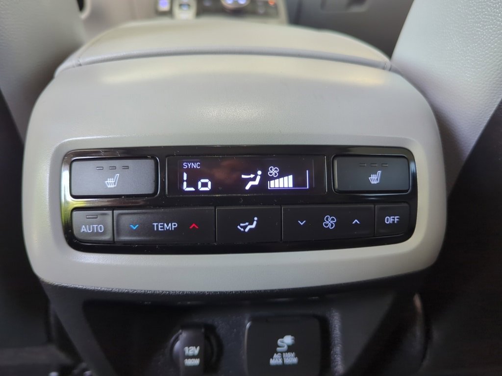 Used 2020 Hyundai Palisade SEL w/ Premium Package image 34