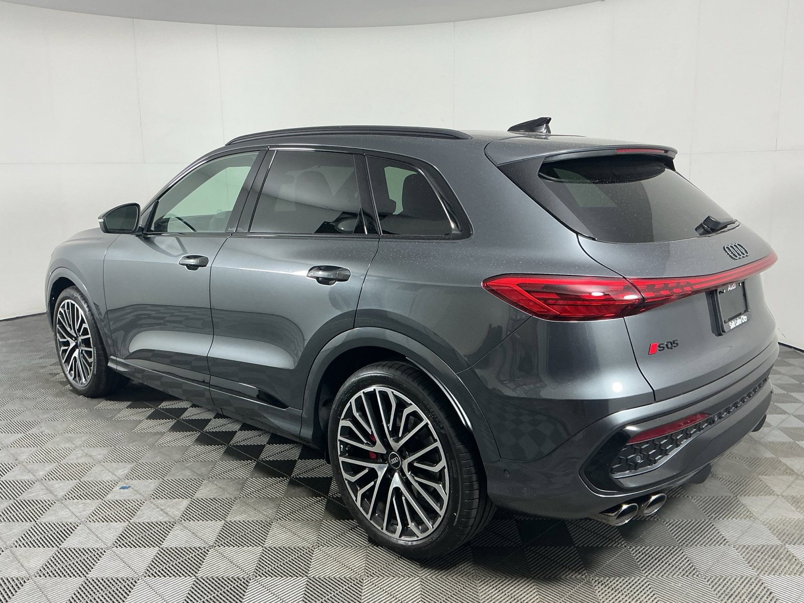 Used 2025 Audi SQ5 Premium Plus w/ Premium Plus Package AWD/4WD image 6
