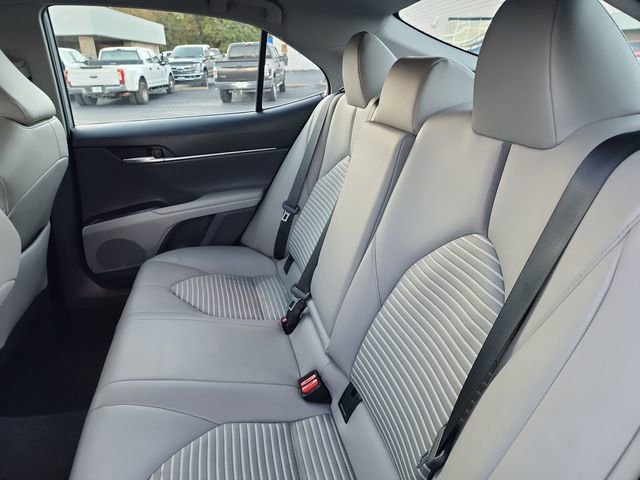 Used 2024 Toyota Camry SE image 25