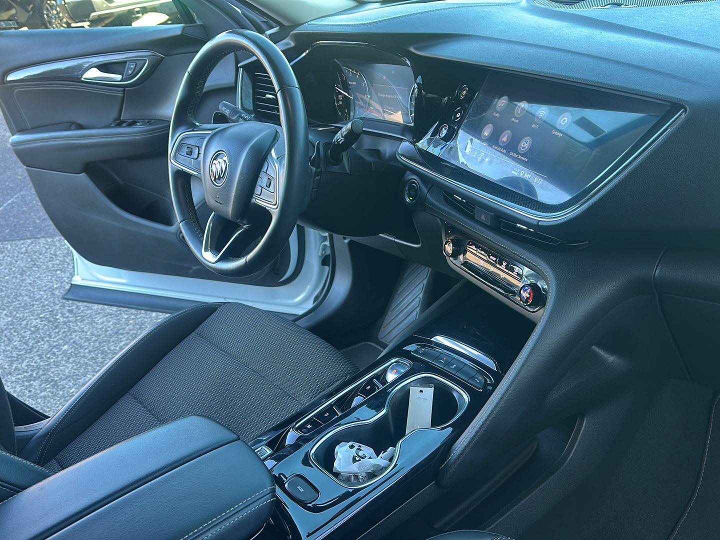 Used 2022 Buick Envision Preferred w/ Safety Package FWD image 13