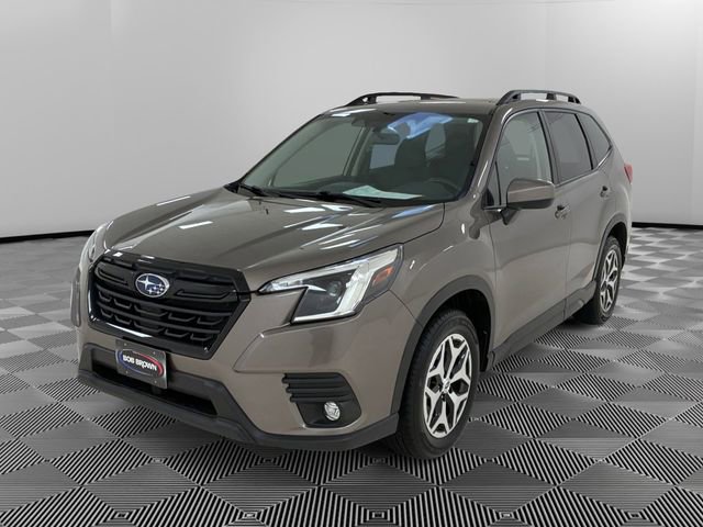 Used 2024 Subaru Forester Premium image 7