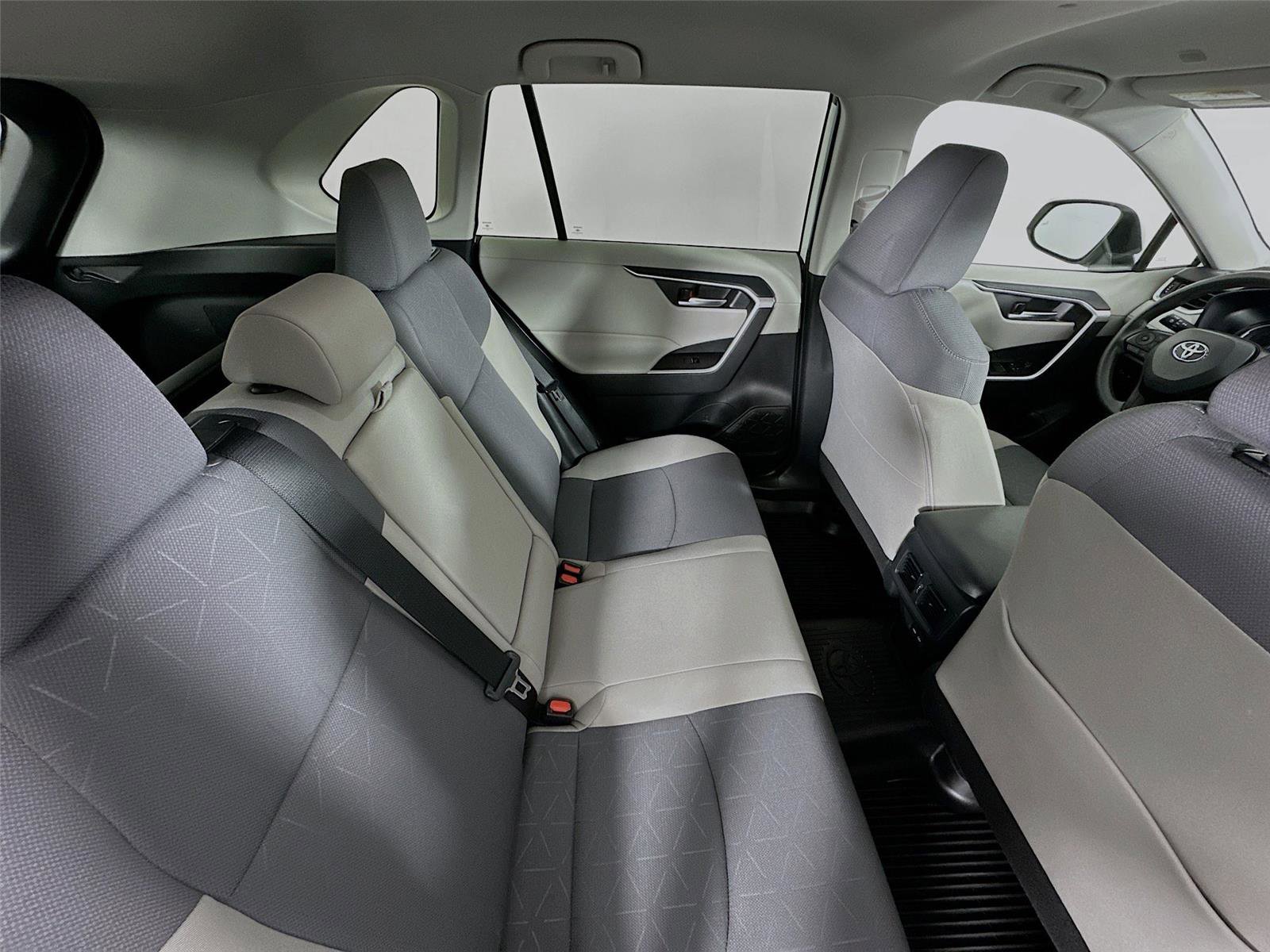 Certified 2024 Toyota RAV4 XLE image 24