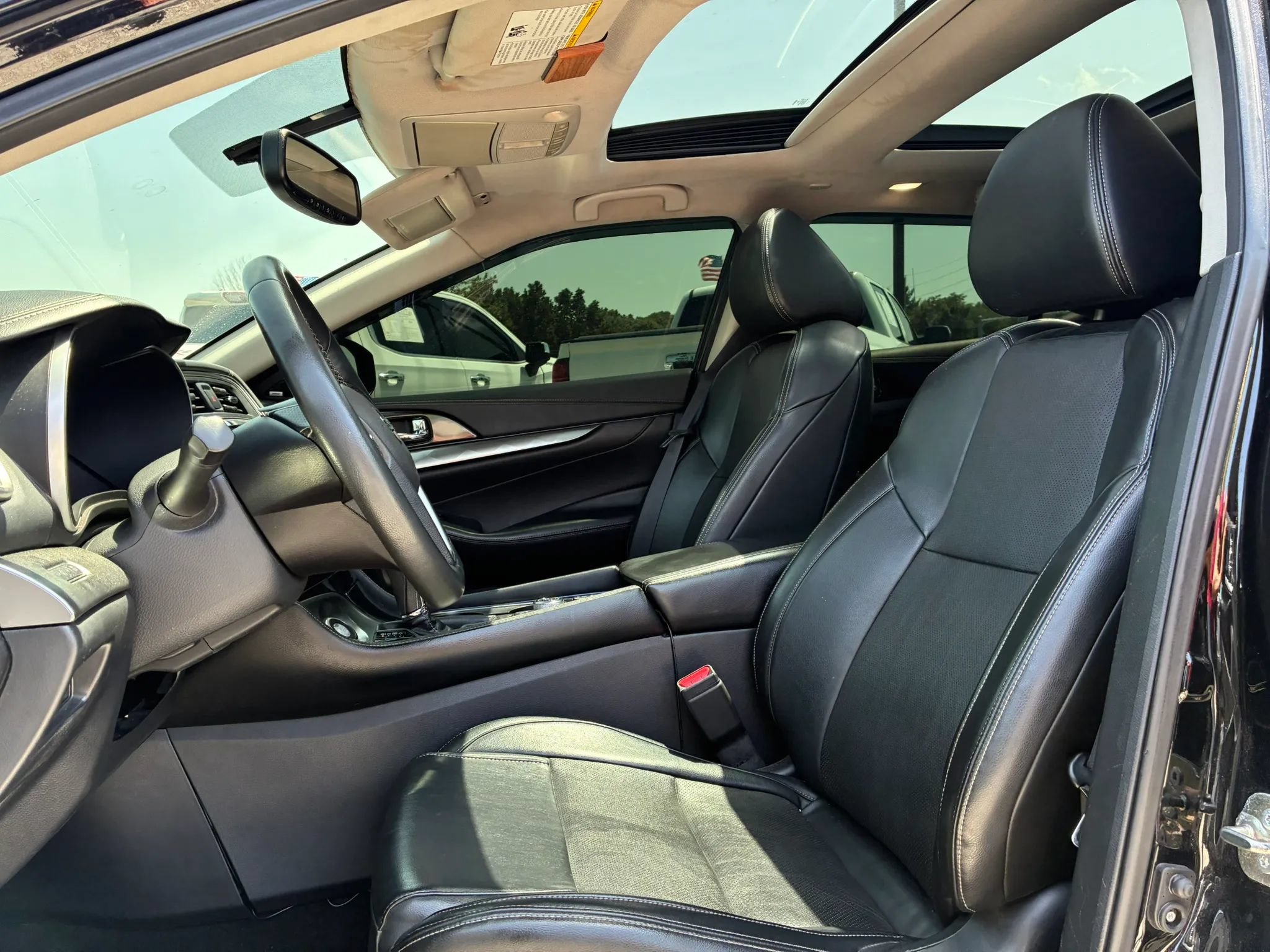 Used 2019 Nissan Maxima 3.5 SL w/ Floor Mat Group FWD image 5