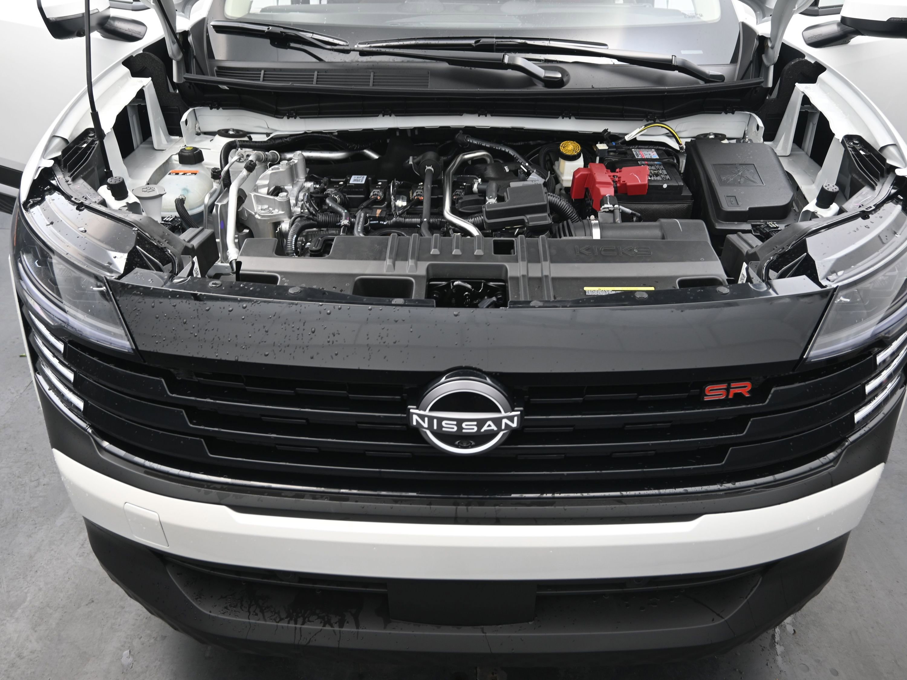 New 2025 Nissan Kicks SR image 32