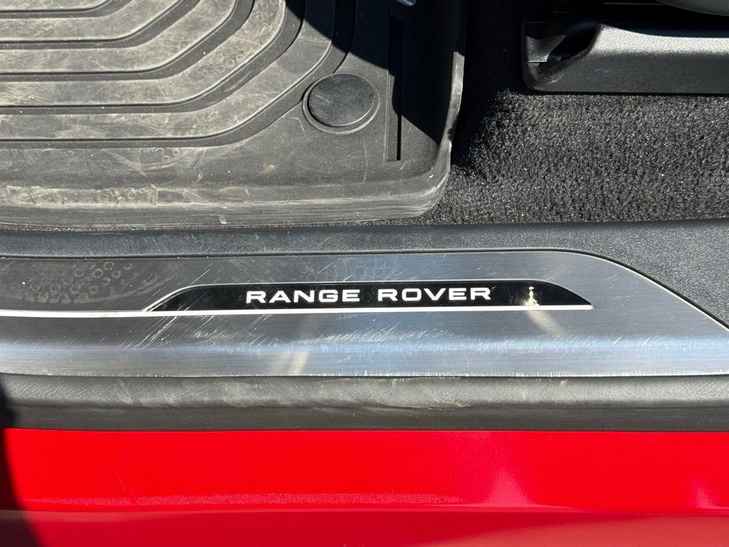 Certified 2025 Land Rover Range Rover Sport Dynamic SE image 12