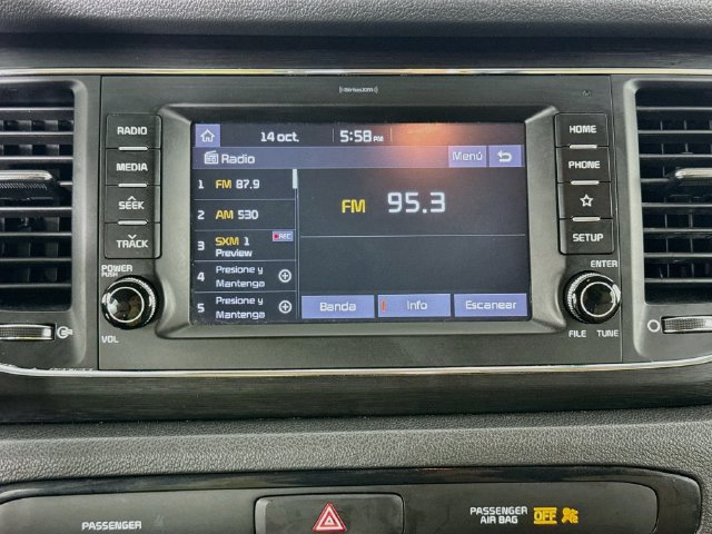 Used 2020 Kia Sedona EX FWD image 15