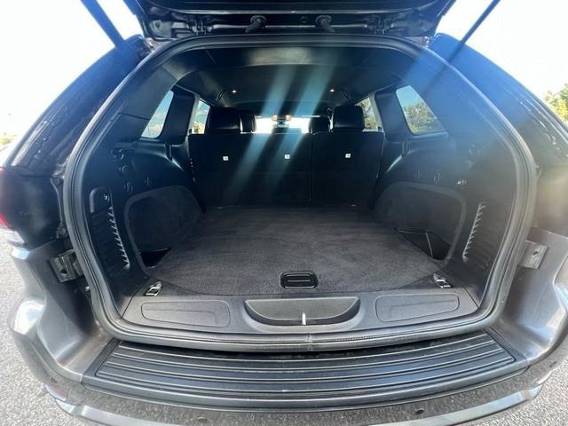 Used 2020 Jeep Grand Cherokee Altitude AWD/4WD image 21