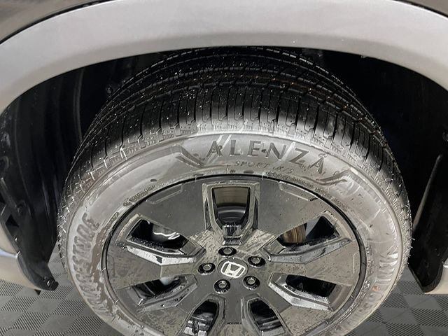New 2026 Honda Pilot Black Edition image 13