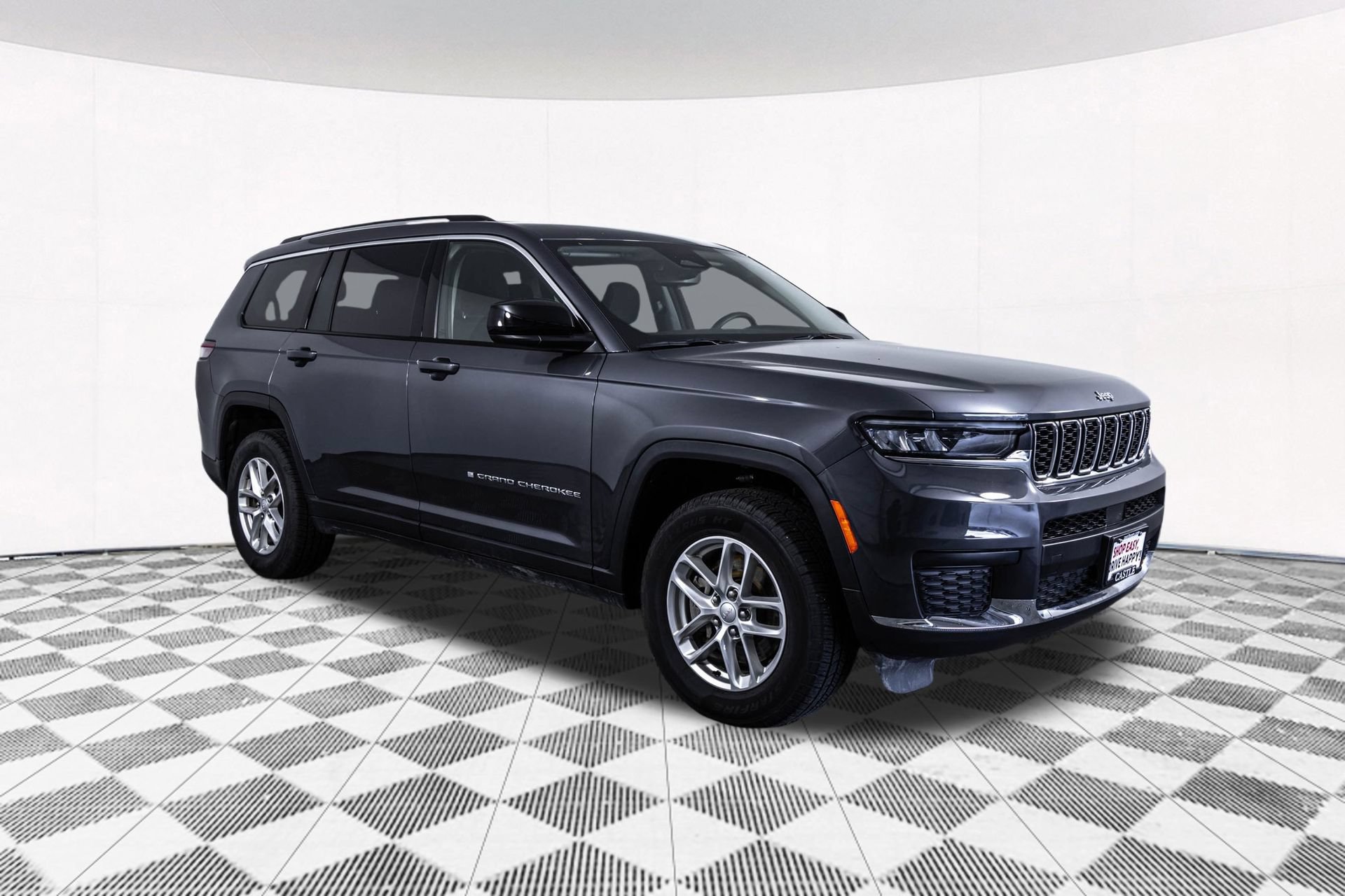 Used 2023 Jeep Grand Cherokee L Laredo AWD/4WD image 21