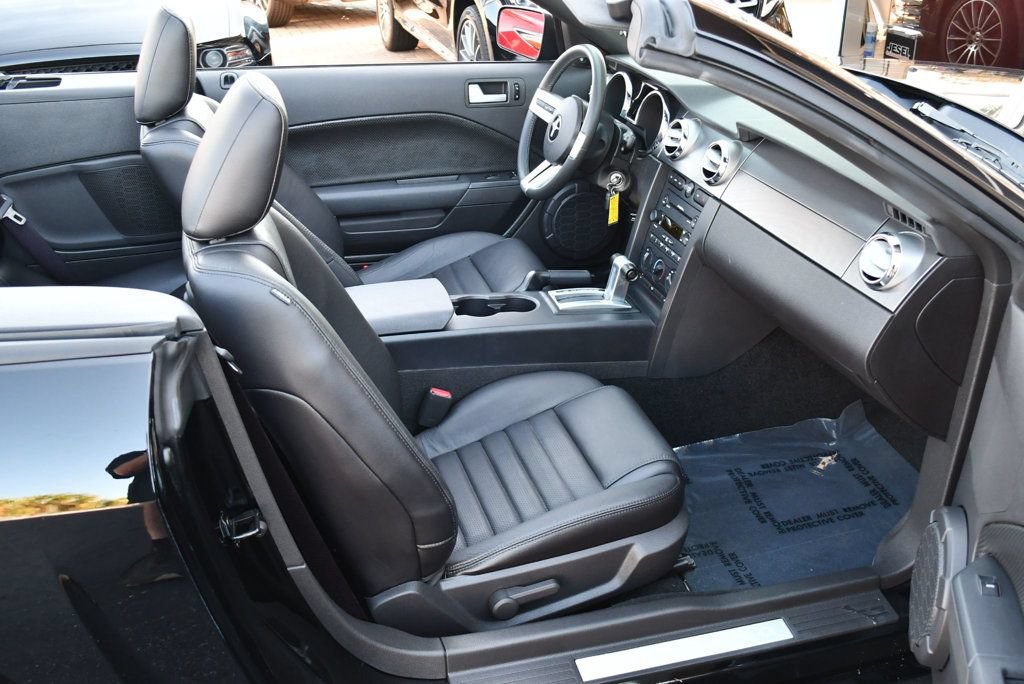 Used 2007 Ford Mustang GT RWD image 59