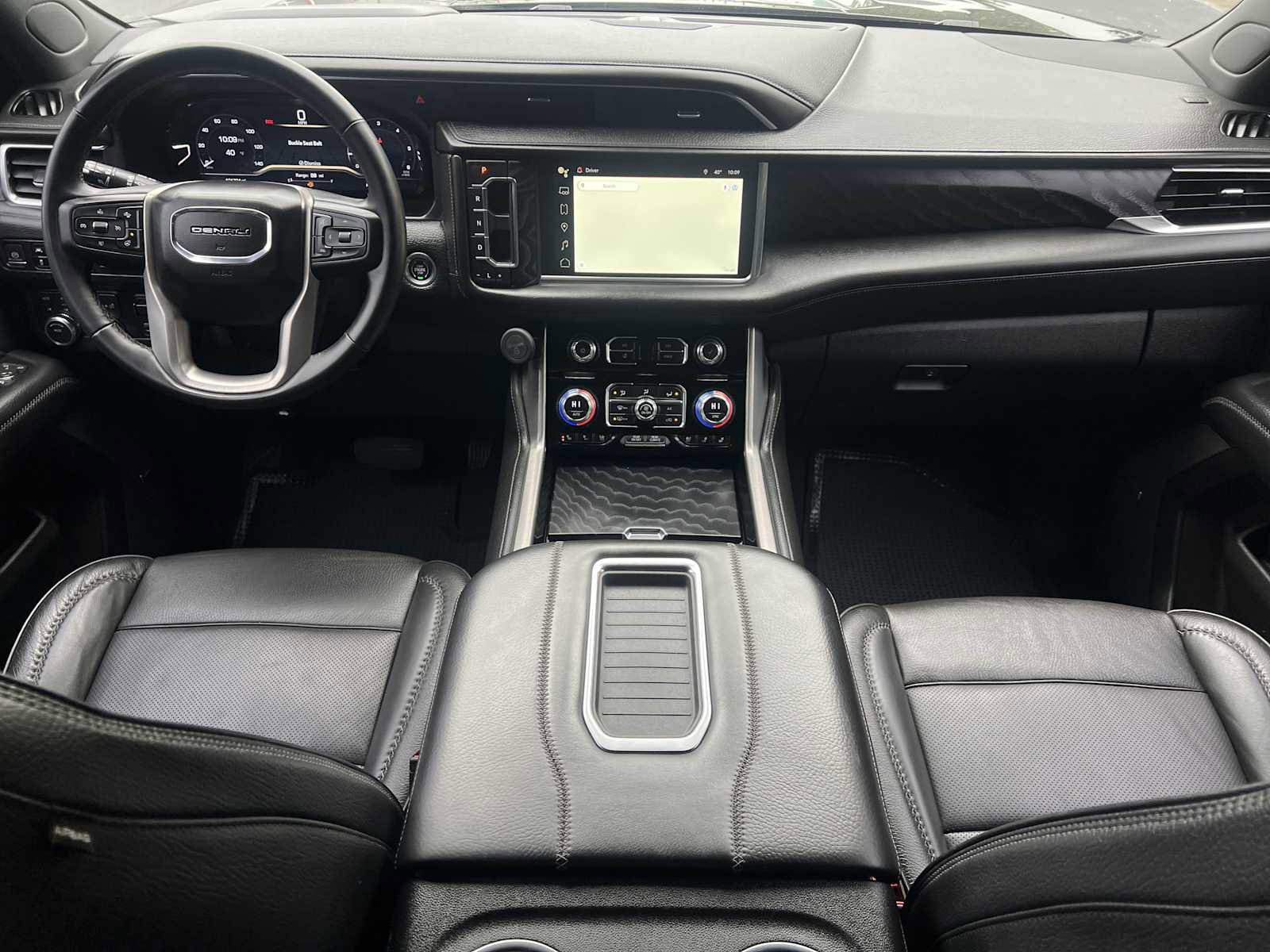 Used 2023 GMC Yukon Denali w/ Max Trailering Package image 5