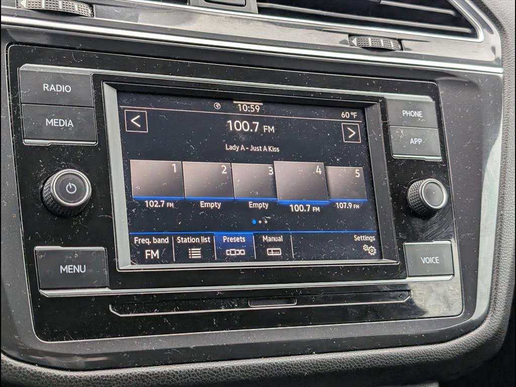 Used 2024 Volkswagen Tiguan S image 15