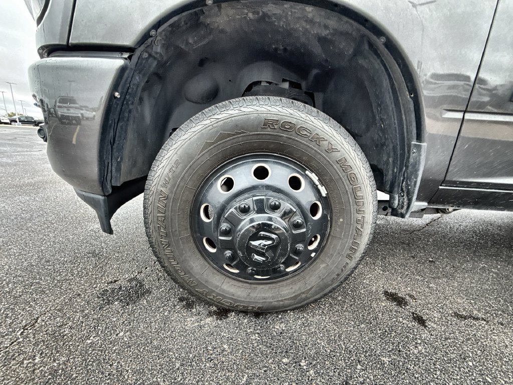 Used 2023 RAM 3500 Laramie w/ Night Edition AWD/4WD image 13