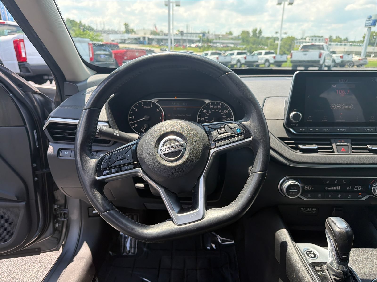 Used 2019 Nissan Altima 2.5 SV FWD image 14