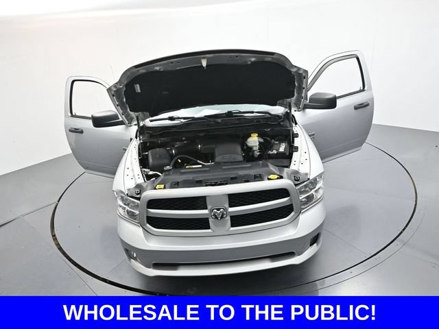 Used 2017 RAM 1500 Express RWD image 39