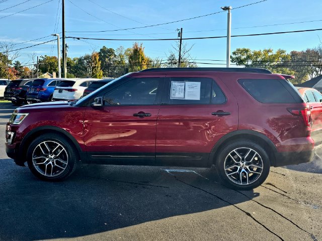 Used 2017 Ford Explorer Sport w/ Equipment Group 401A AWD/4WD image 16