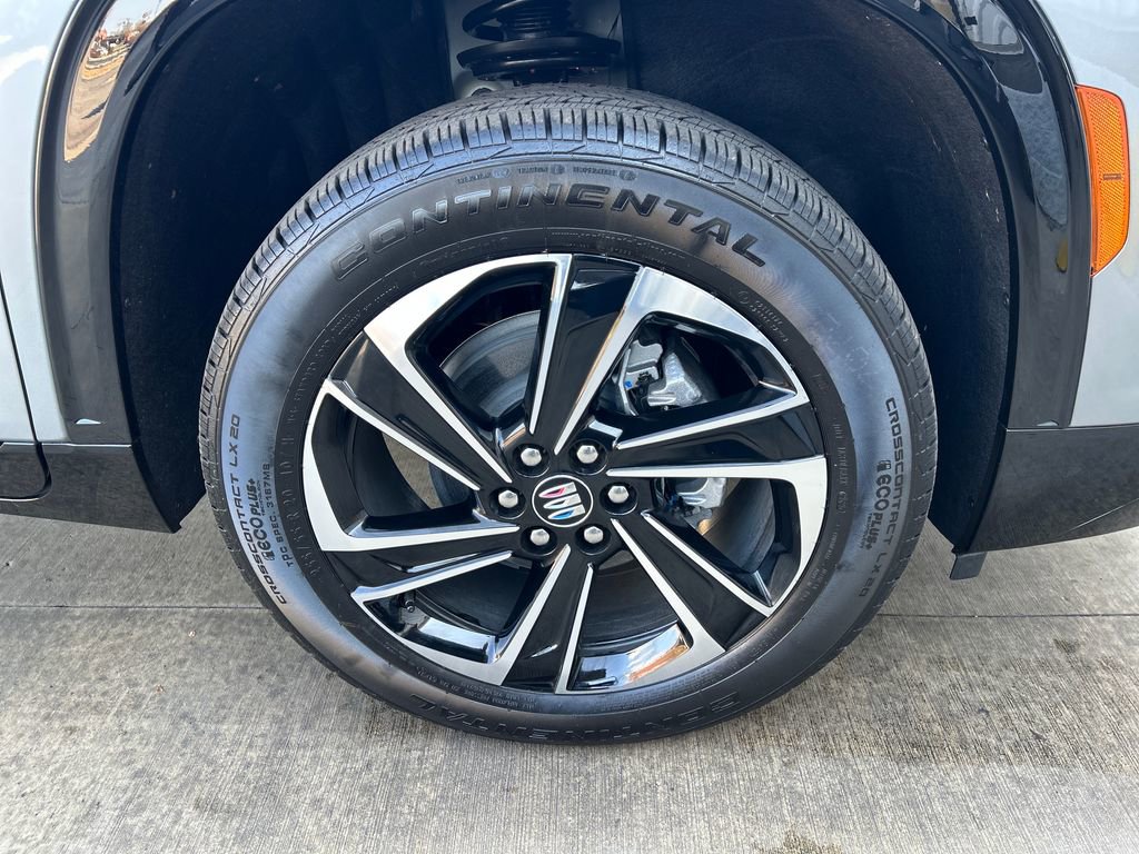 New 2026 Buick Enclave Sport Touring w/ LPO, Floor Liner Package image 32