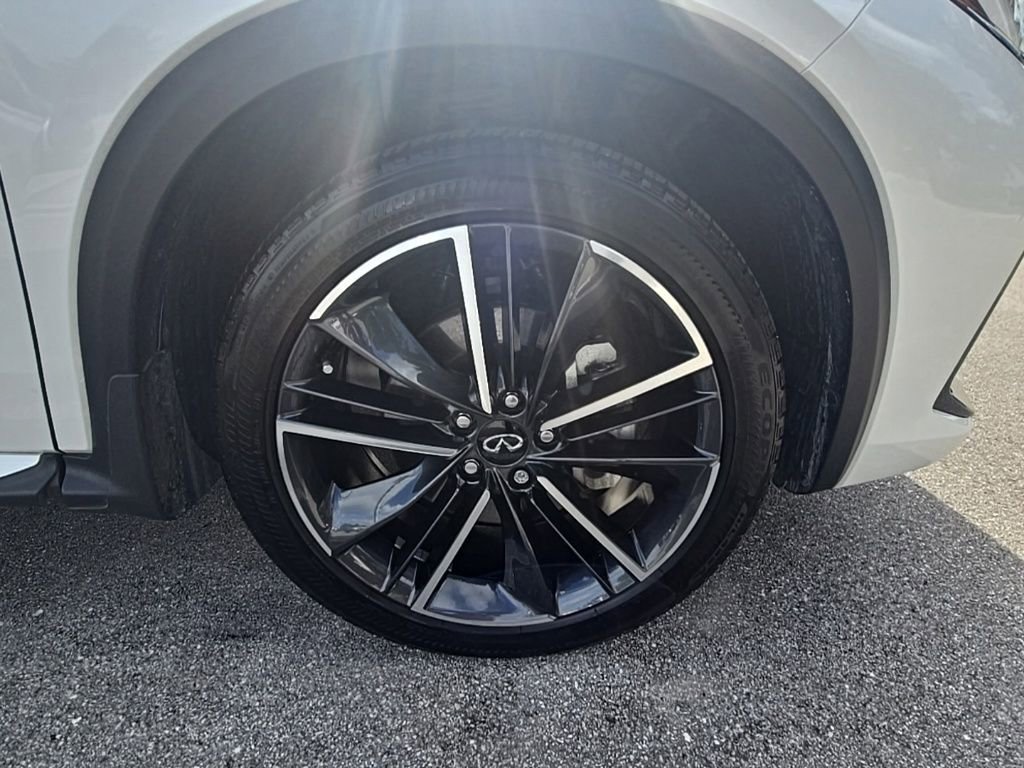 Used 2023 INFINITI QX55 Essential AWD/4WD image 12