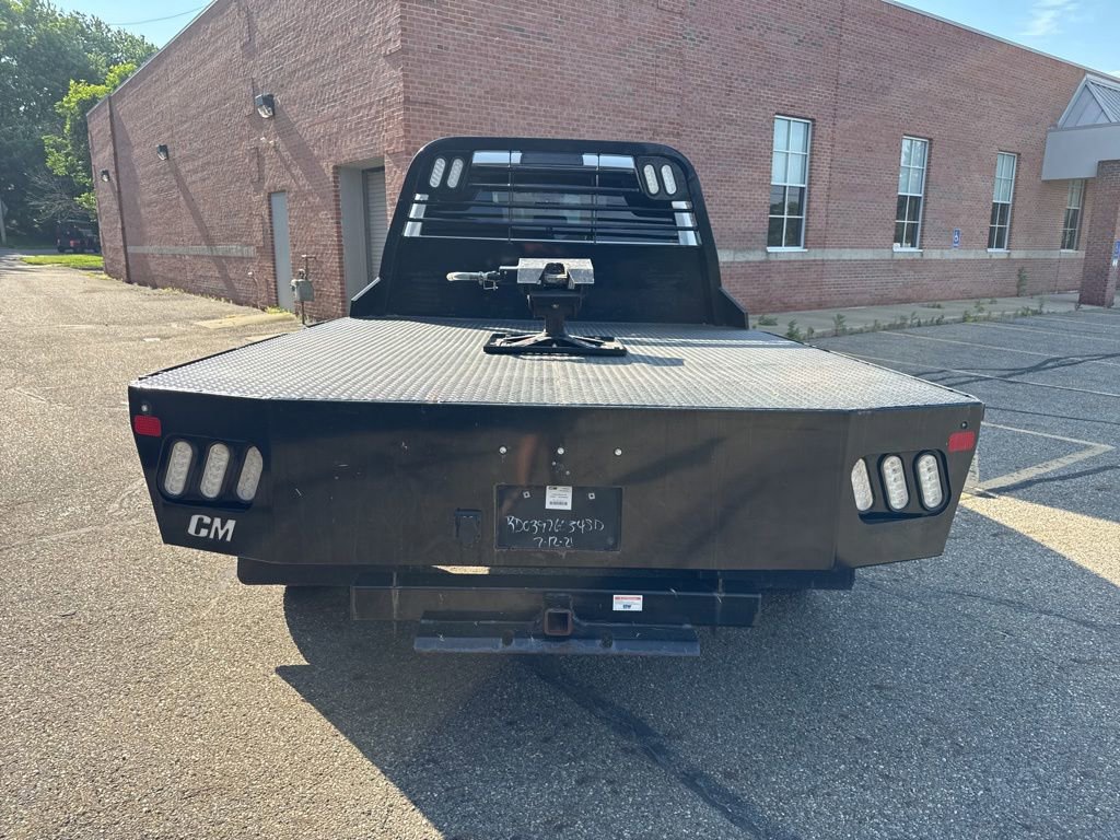 Used 2022 RAM 5500 Tradesman w/ Chrome Appearance Group AWD/4WD image 8