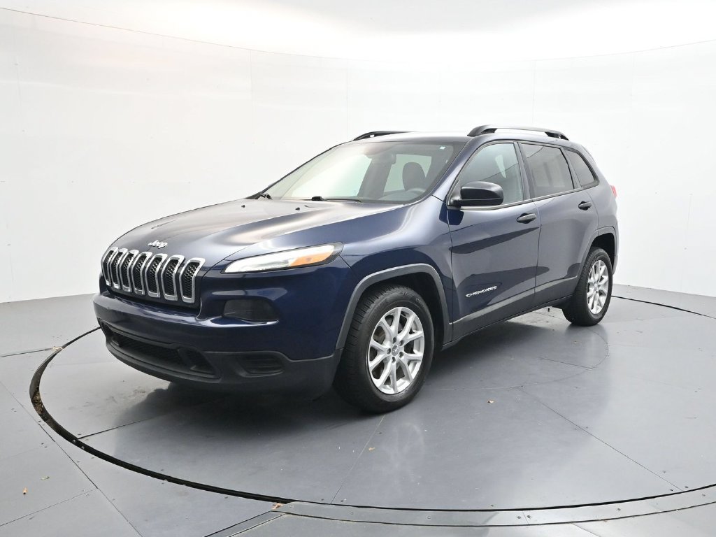 Used 2016 Jeep Cherokee Sport FWD image 3
