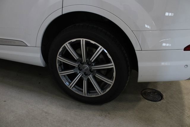 Used 2019 Audi Q7 3.0T Premium Plus AWD/4WD image 30