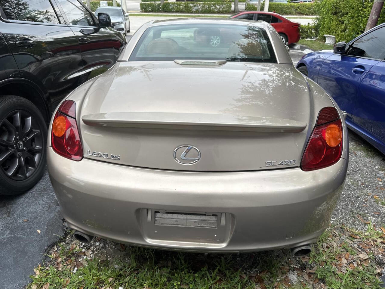 Used 2004 Lexus SC 430 Base 2dr Convertible image 4