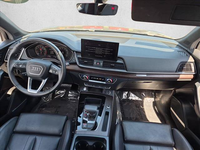 Used 2024 Audi Q5 2.0T Premium Plus w/ Premium Plus Package AWD/4WD image 16