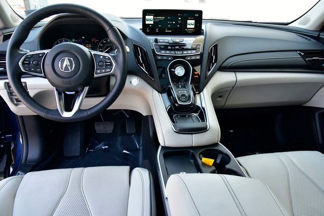 Used 2025 Acura RDX SH-AWD w/ Advance Package image 17