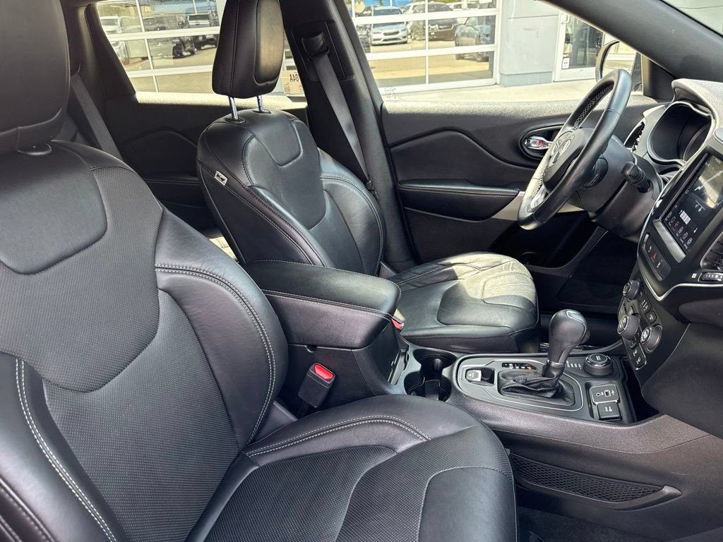 Used 2021 Jeep Cherokee Latitude Lux 80th Anniv w/ Quick Order Package 26U 80TH AWD/4WD image 56