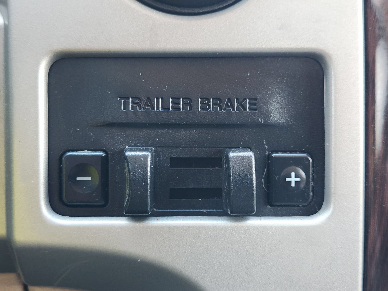 Used 2012 Ford F150 Lariat w/ Lariat Chrome Pkg RWD image 22