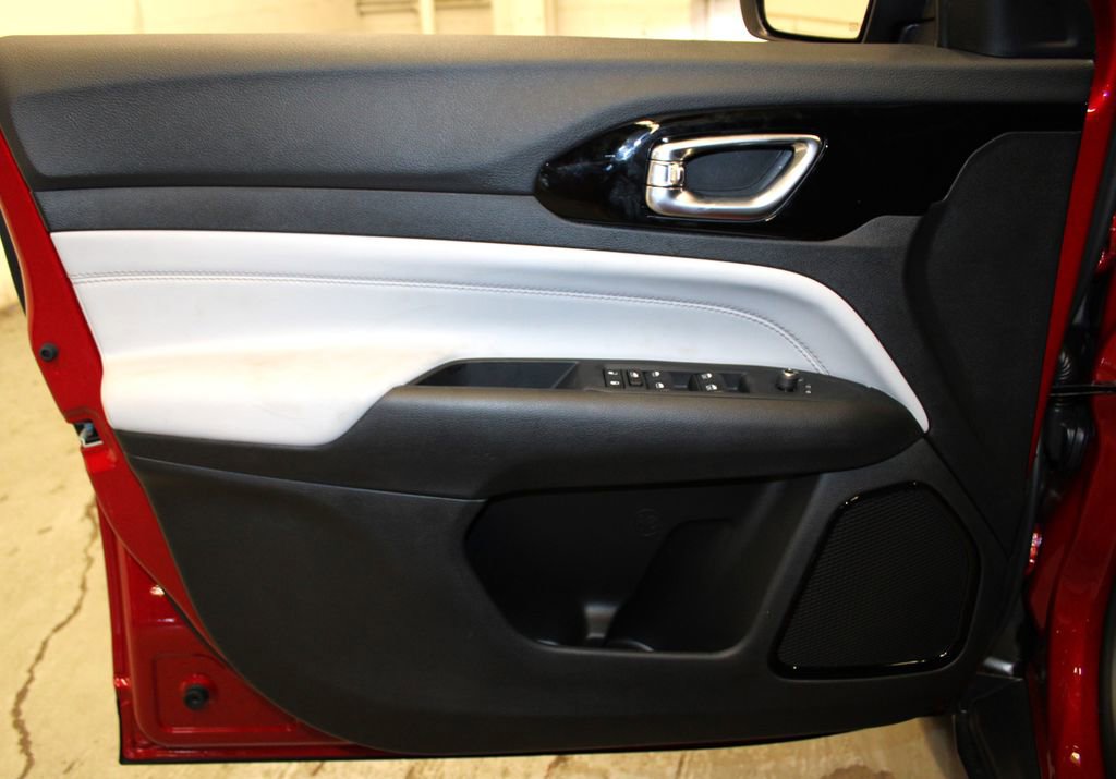 New 2026 Jeep Compass Limited image 23