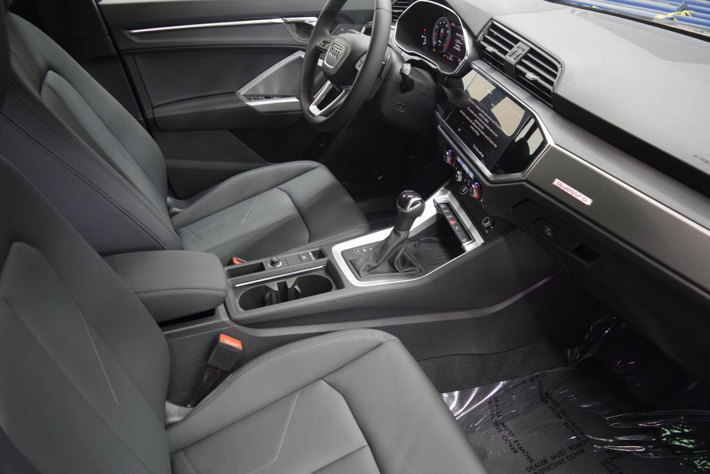 New 2025 Audi Q3 2.0T Premium Plus image 7