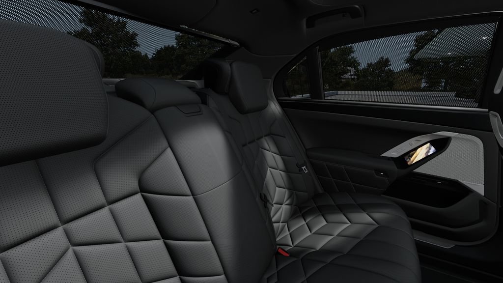 New 2026 BMW i7 xDrive60 AWD/4WD image 38