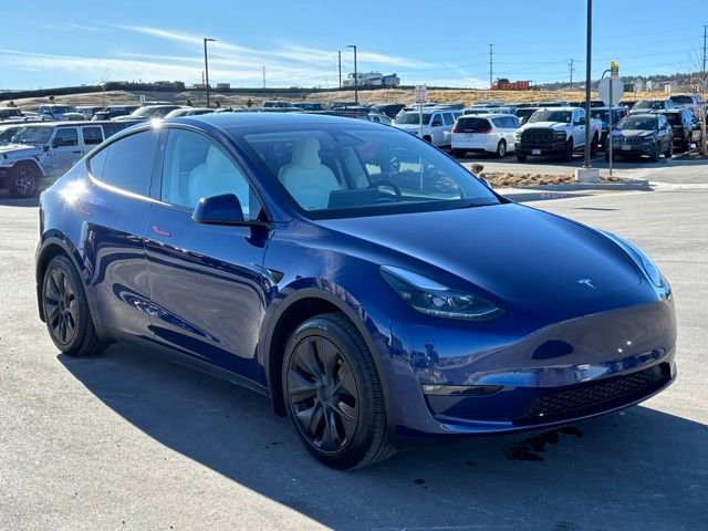 Used 2025 Tesla Model Y Long Range image 8
