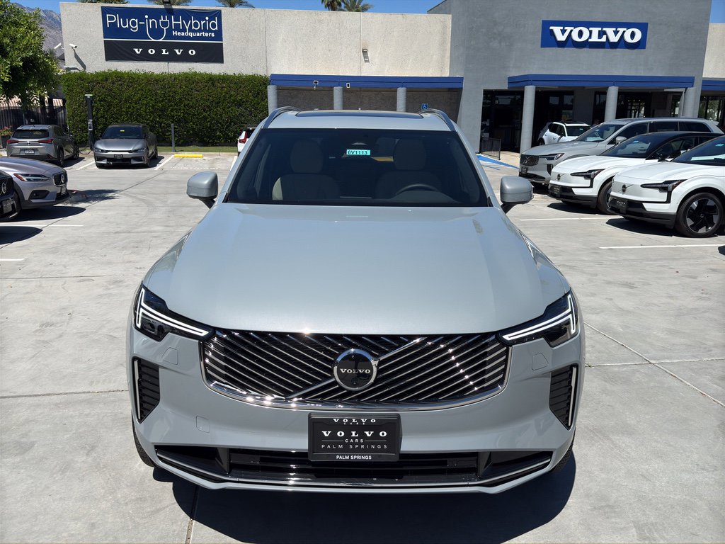 New 2026 Volvo XC90 T8 Plus w/ Protection Package Premier image 3