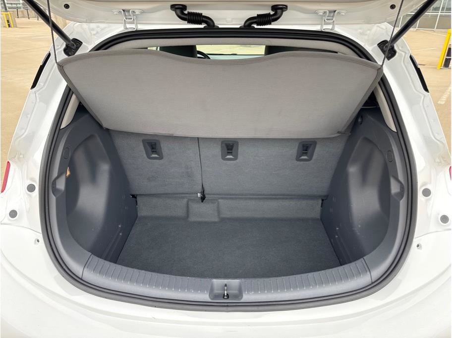 Used 2017 Chevrolet Bolt LT image 12