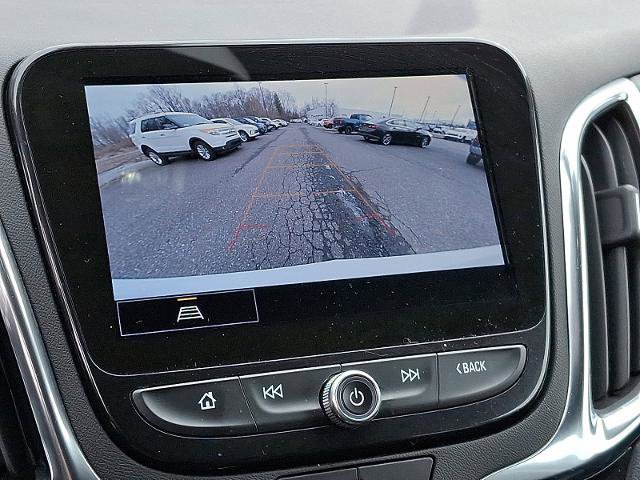 Used 2023 Chevrolet Equinox Premier image 18