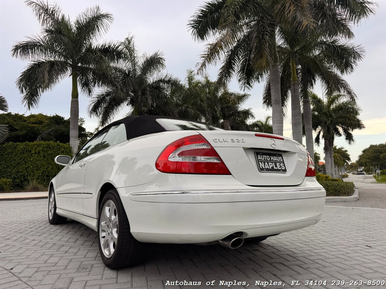 Used 2004 Mercedes-Benz CLK 320 Cabriolet image 9