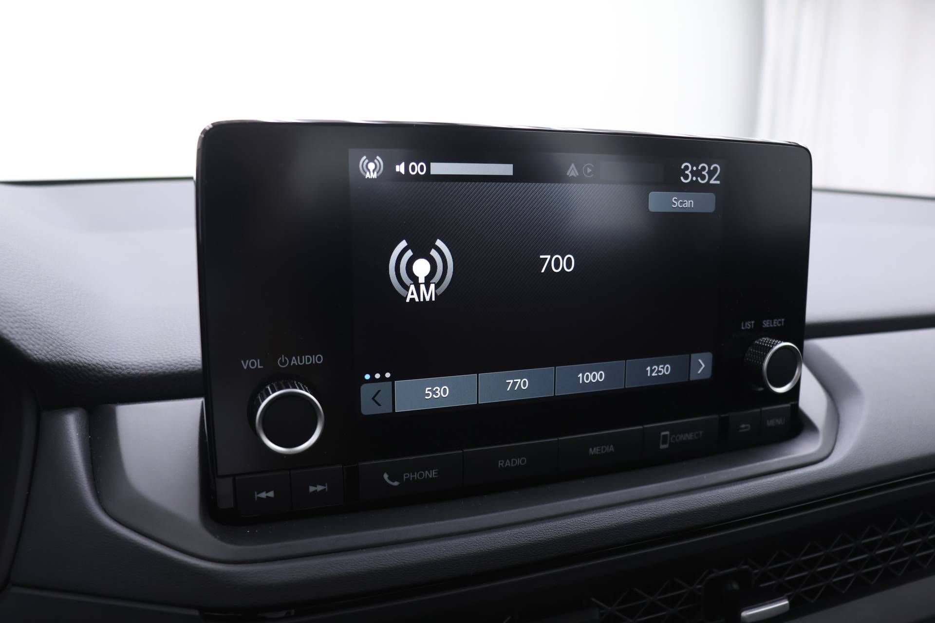Certified 2025 Honda Accord SE image 8