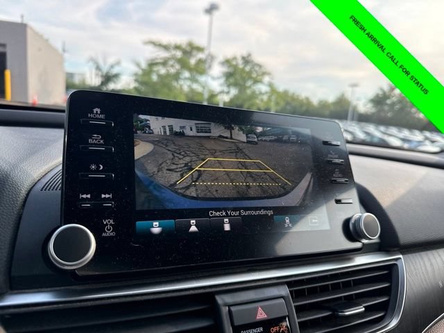 Used 2018 Honda Accord Touring image 30