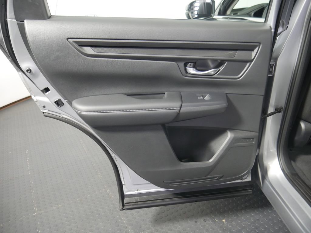 Used 2023 Honda CR-V LX image 13