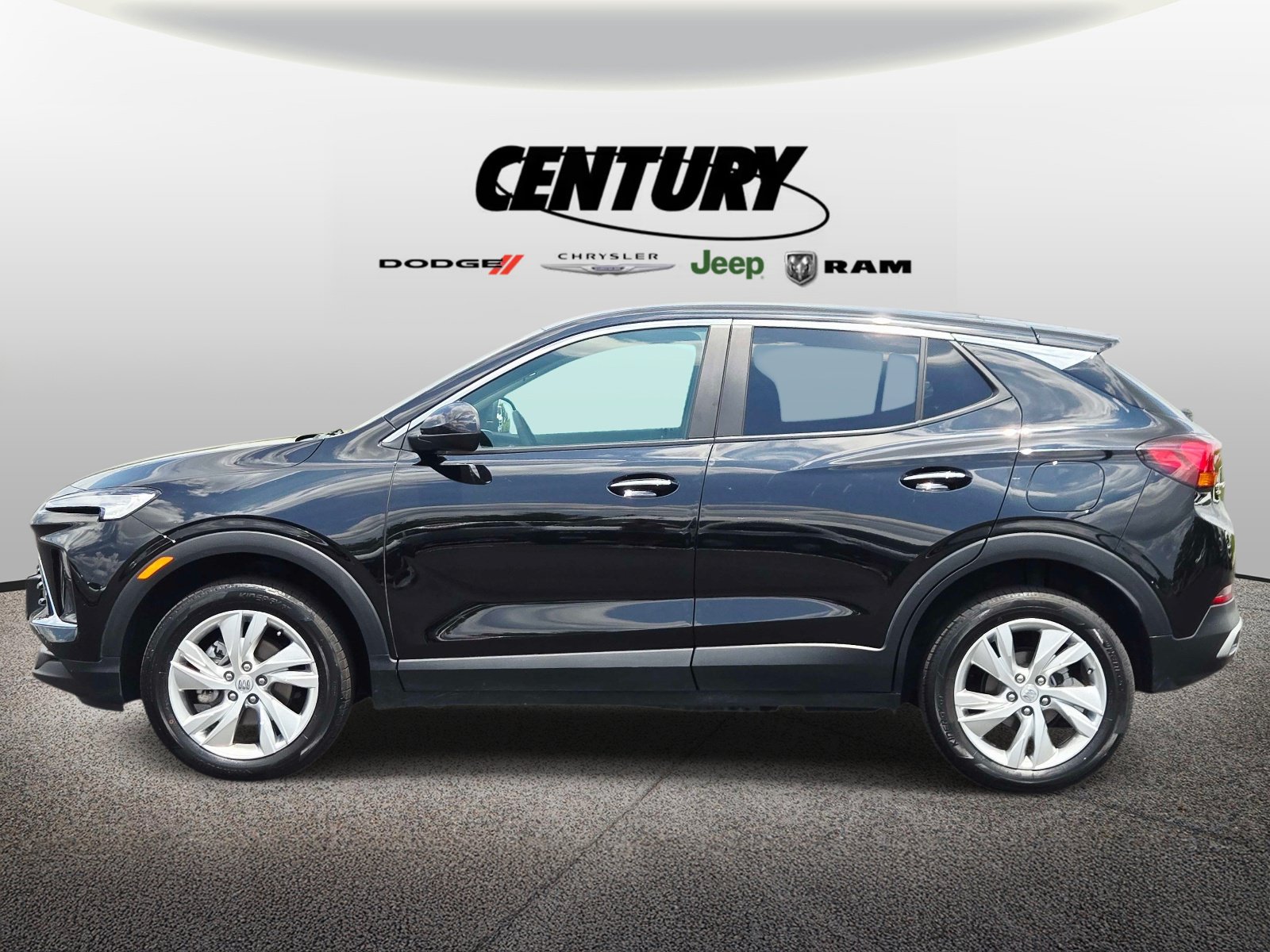 Used 2025 Buick Encore GX Preferred w/ Comfort Package AWD/4WD image 7