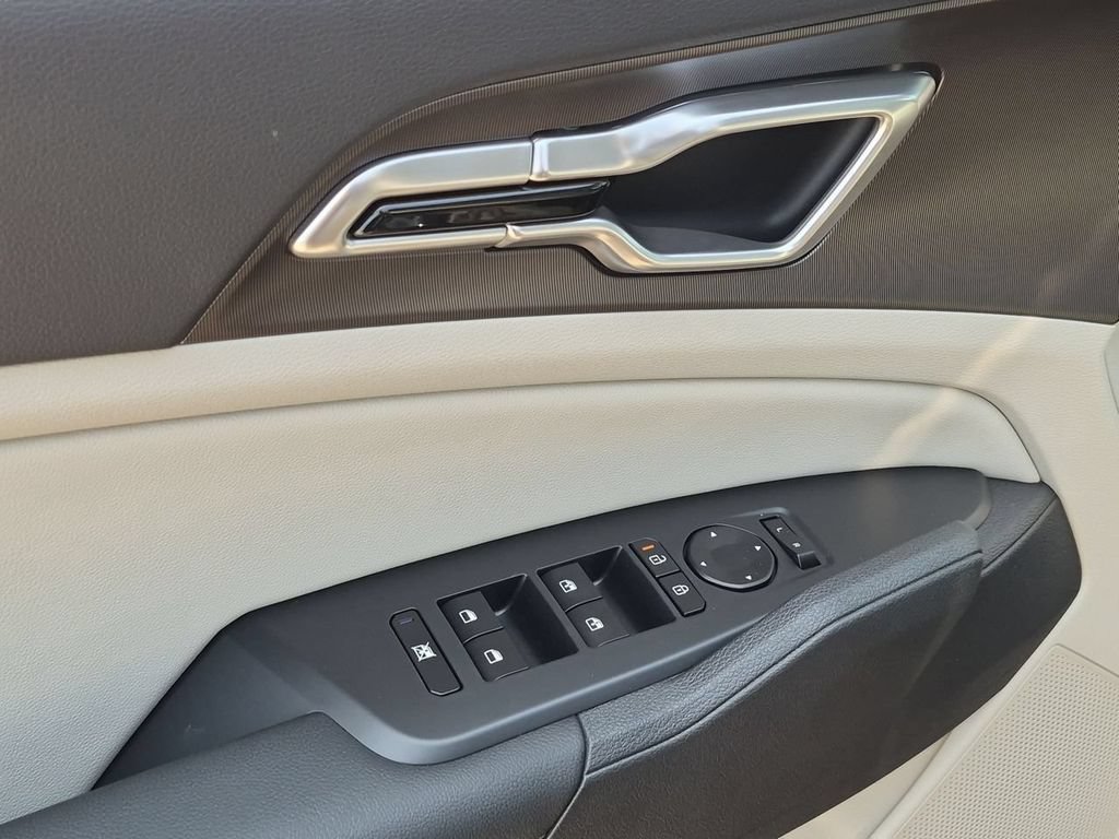 New 2027 Kia Sportage EX FWD image 24
