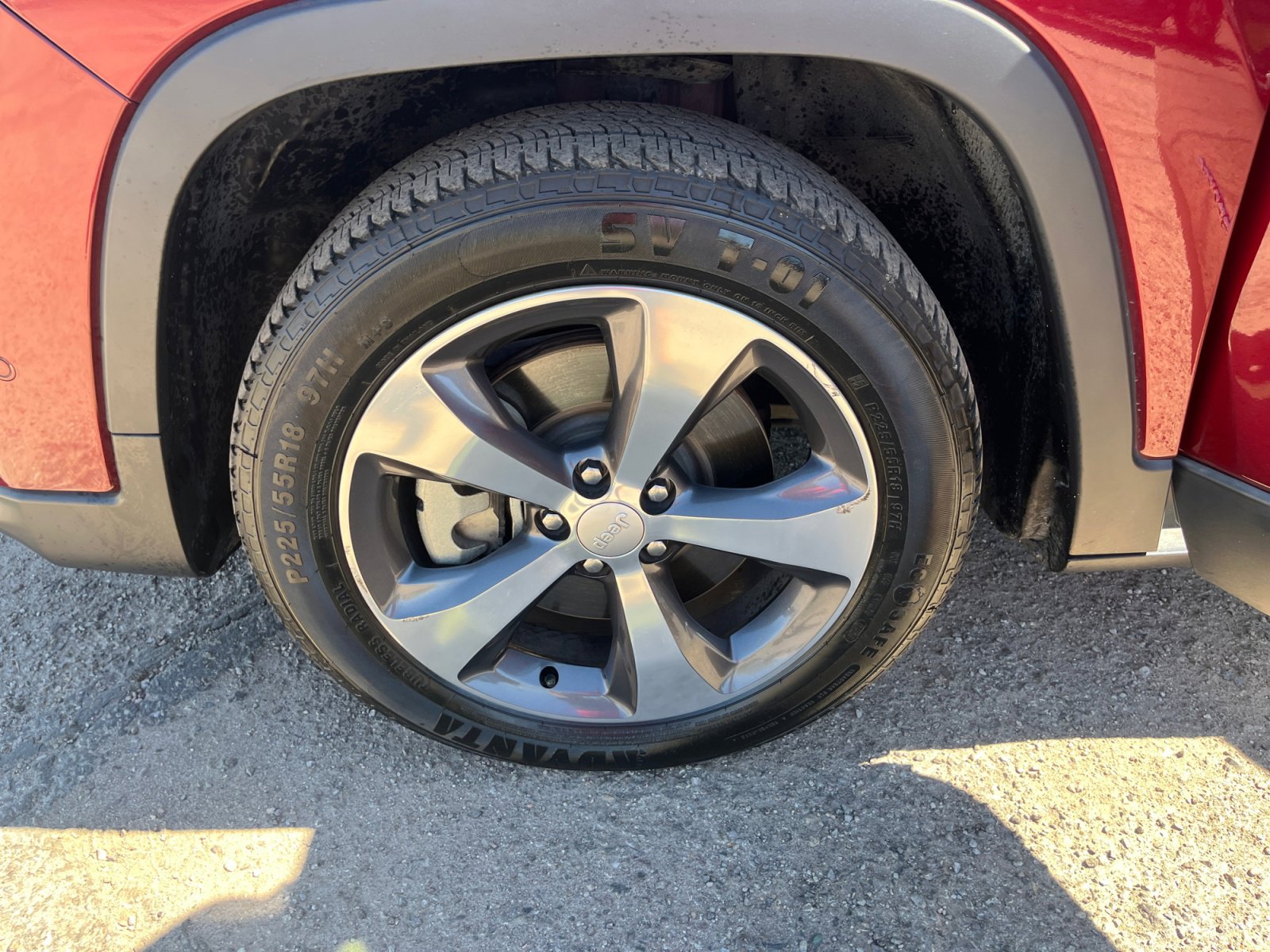 Used 2020 Jeep Cherokee Limited w/ Technology Group image 25