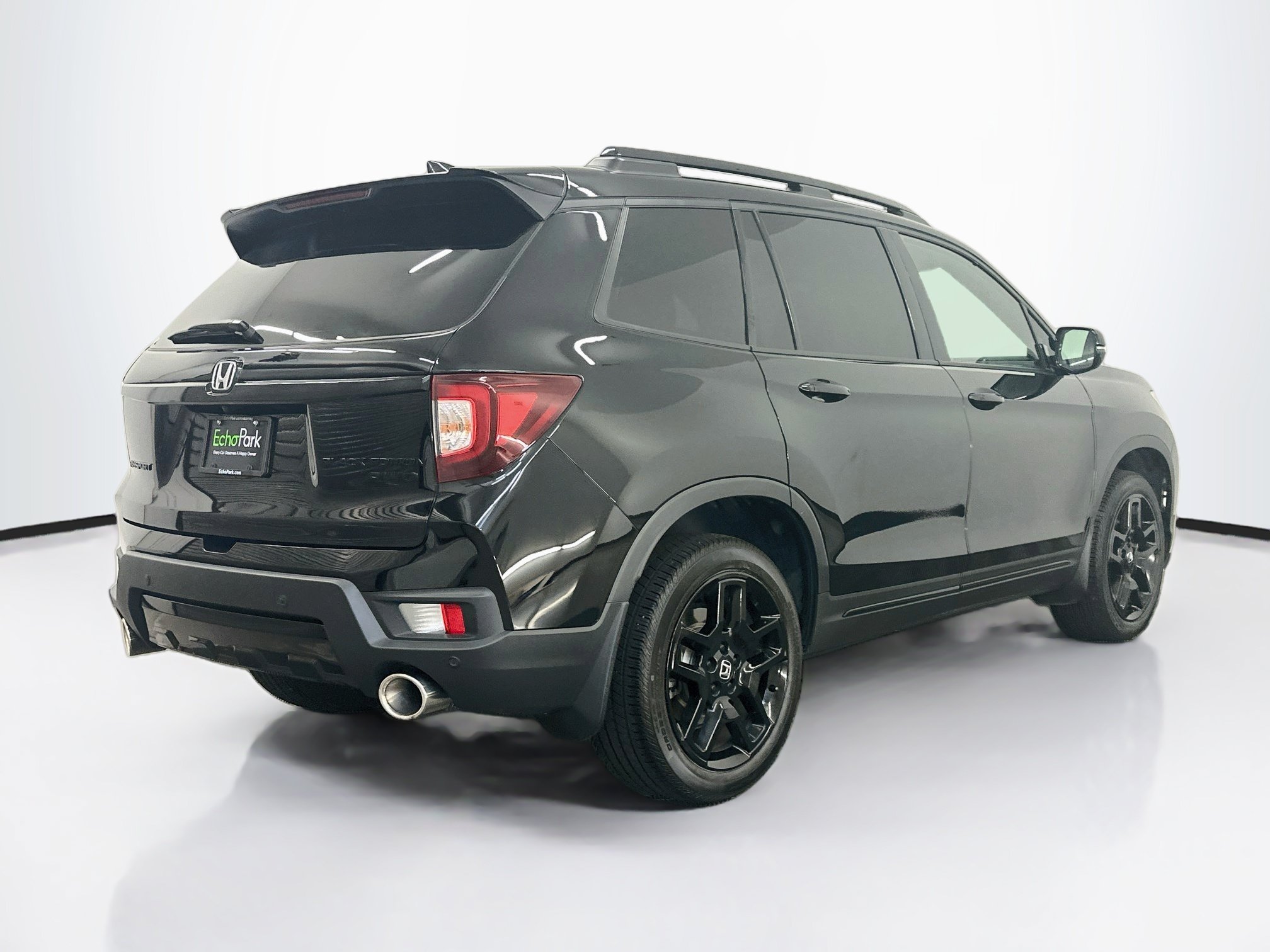 Used 2025 Honda Passport Black Edition image 9